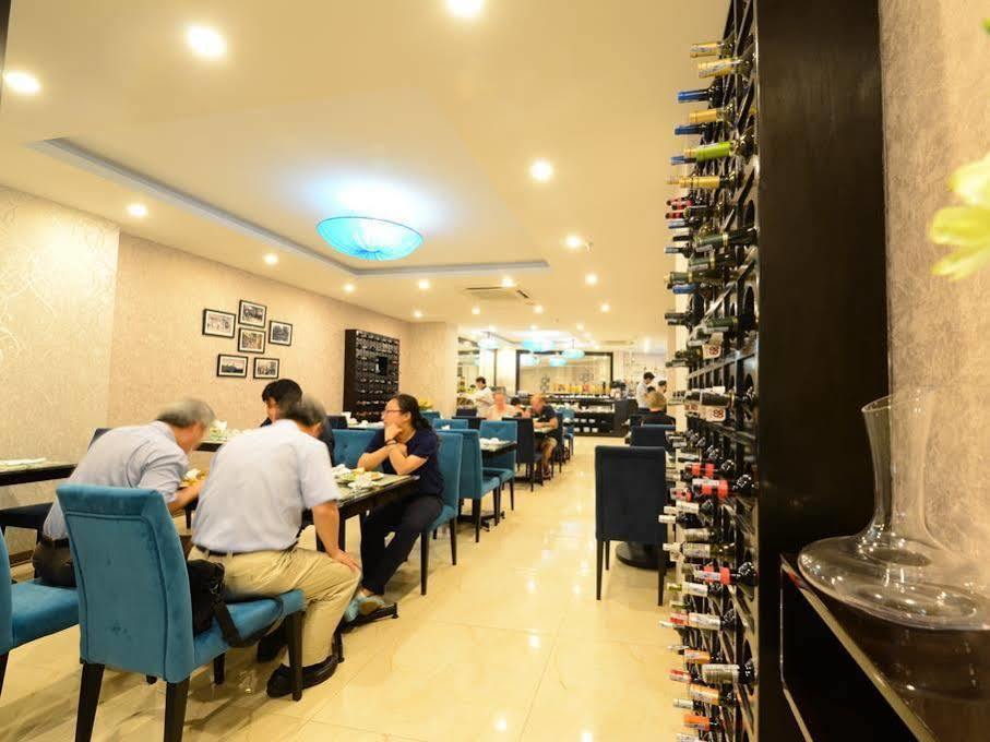 Hanoi Emerald Waters Hotel & Spa Esterno foto