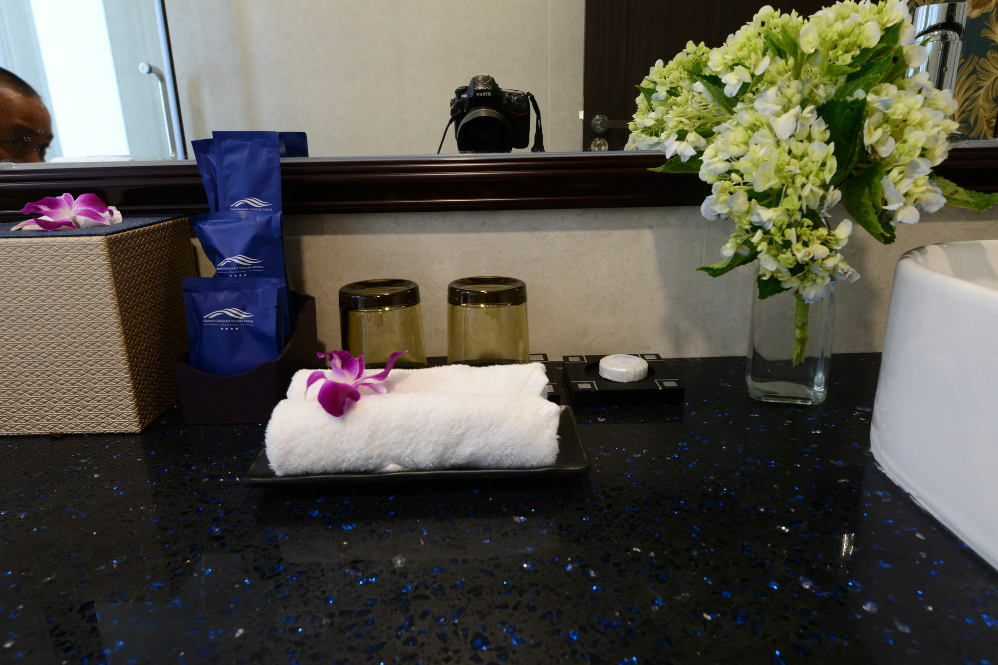 Hanoi Emerald Waters Hotel & Spa Esterno foto