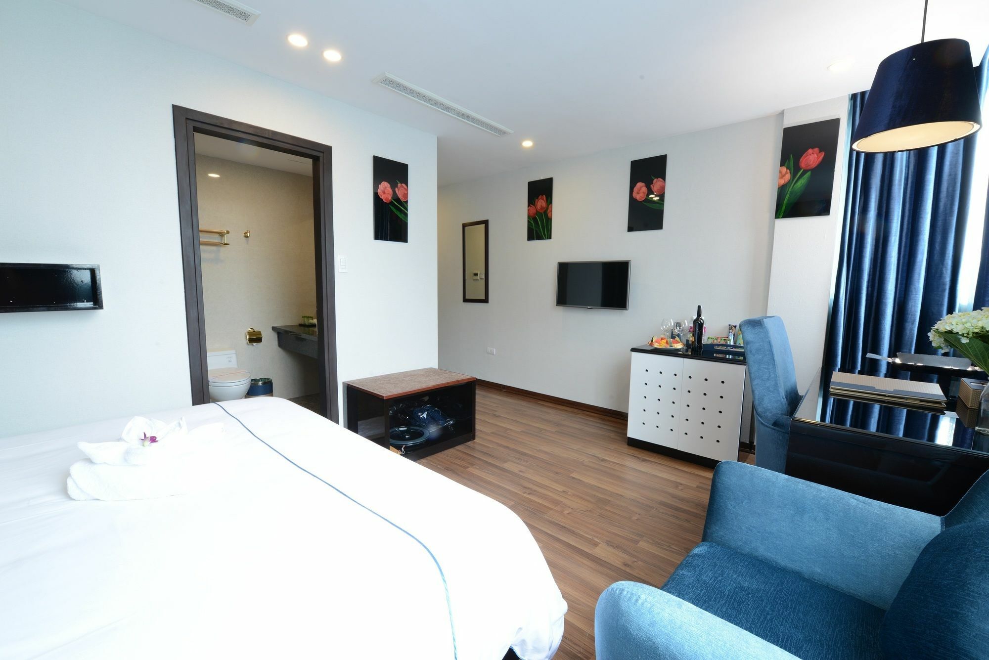Hanoi Emerald Waters Hotel & Spa Esterno foto